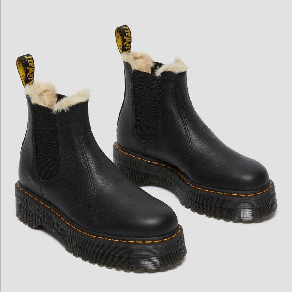 DOC MARTENS 2976 FAUX FUR LINED PLATFORM CHELSEA BOOTS